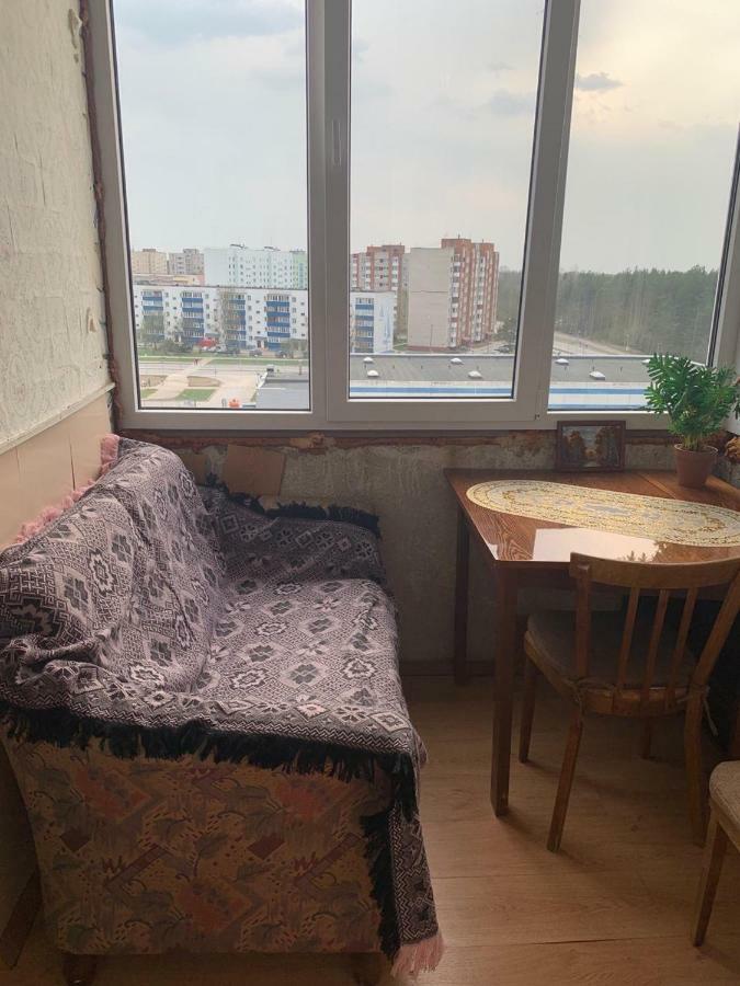 Ореховая Горка Апартаменты С Балконом И Лифтом Narva Luaran gambar