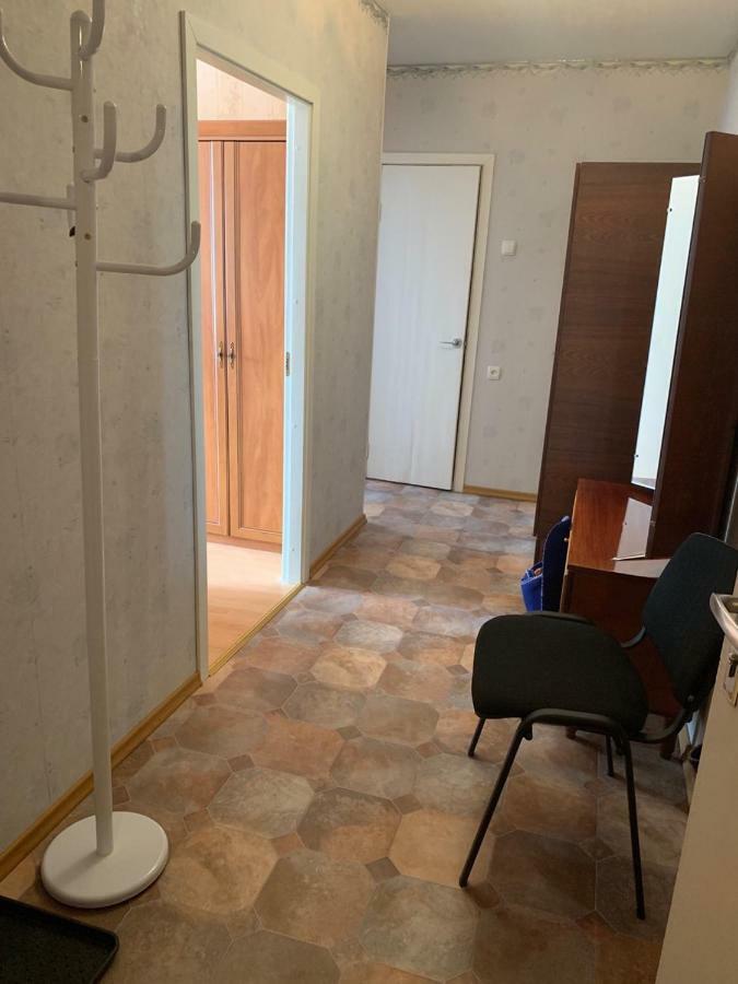 Ореховая Горка Апартаменты С Балконом И Лифтом Narva Luaran gambar